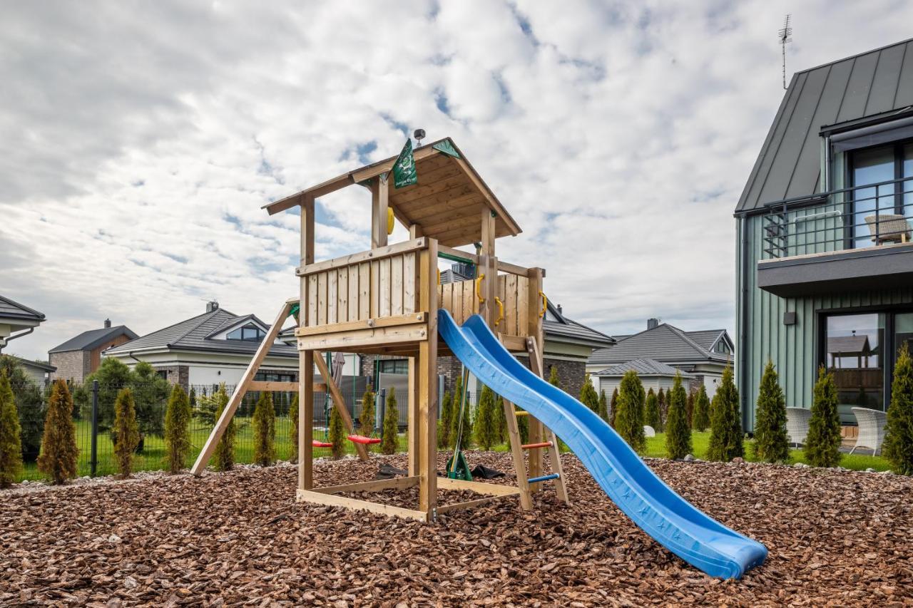 Green Shine Apartment, By Cohost Palanga Exterior photo