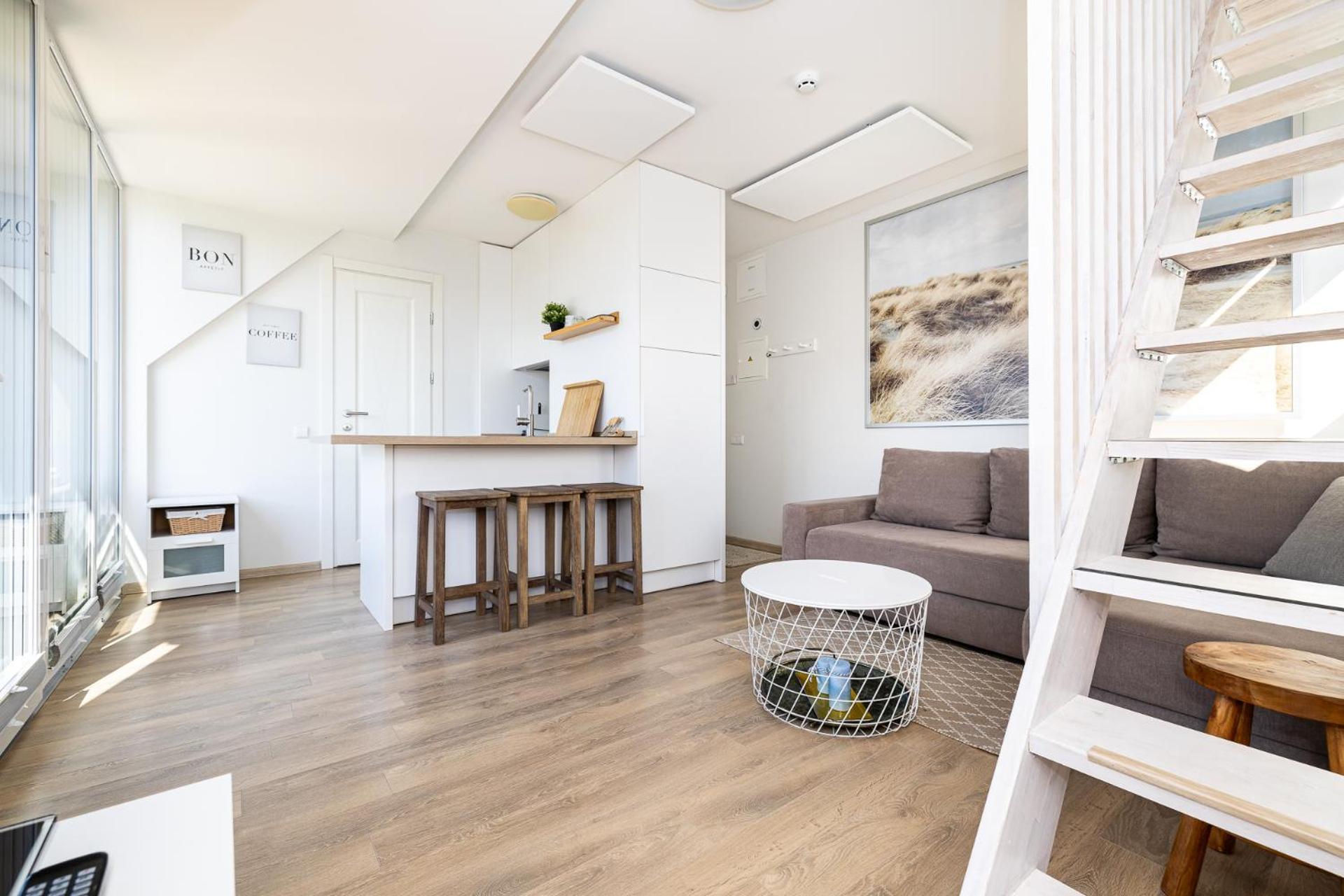 Green Shine Apartment, By Cohost Palanga Exterior photo